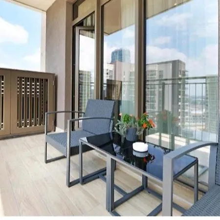 Apartment Waterfront, Tower View